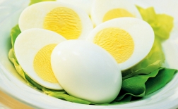 روش آب پز کردن تخم مرغ