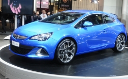 اوپل استرا  او پی سی سال  2013                                              /  Opel Astra  OPC  2.0     
