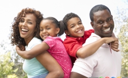 چگونه یک رابطه خانوادگی سالم بسازیم