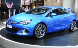 اوپل استرا  او پی سی سال  2013                                              /  Opel Astra  OPC  2.0     