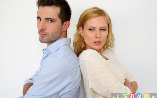 چهار رفتار آسیب‌رسان که زوج‌ها را از هم جدا می‌کند