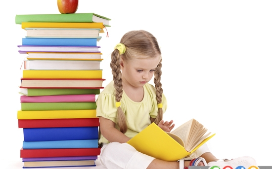 چگونه کودک خود را به مطالعه علاقه مند کنید
