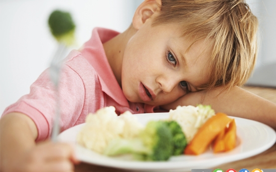 اختلال خوردن در کودکان: 4 علامت که والدین نمی دانند